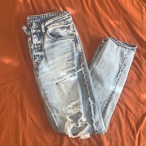 American eagle distressed jeans